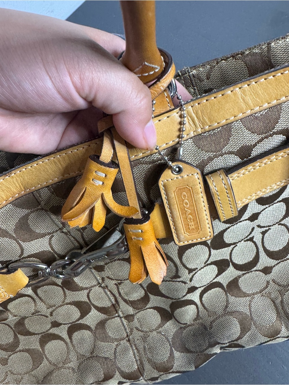 COACH Hampton Signature Jacquard Tan Satchel - Picture 7 of 12